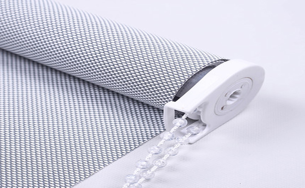 Sunscreen roller blinds